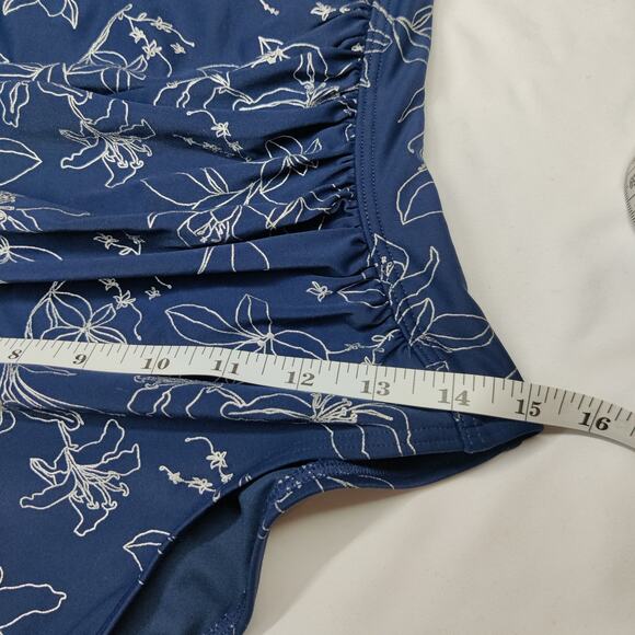 Niptuck Garden Line Foil Joanne Twist Front Slimming Swimsuit 6 One Piece - Picture 14 of 15